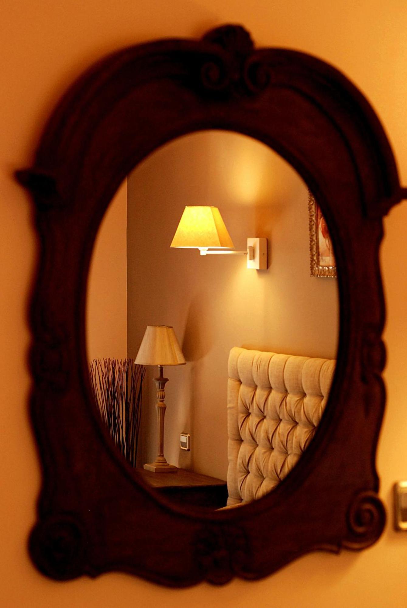 Hotel Les Mazets Des Roches Tarascon Ruang foto